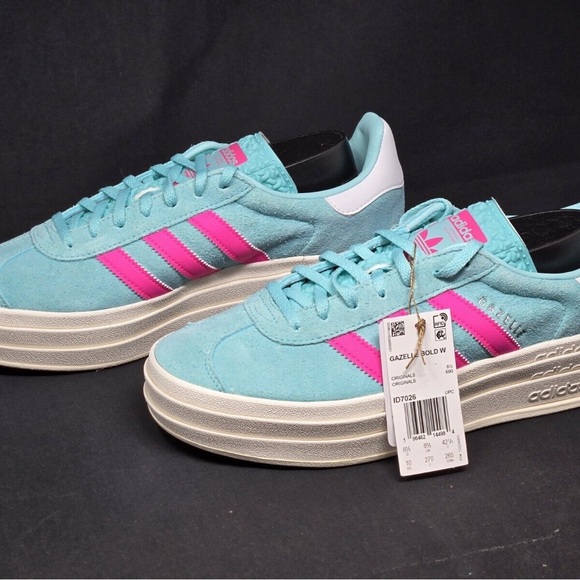 Adidas Women's Blue and Pink Sneakers